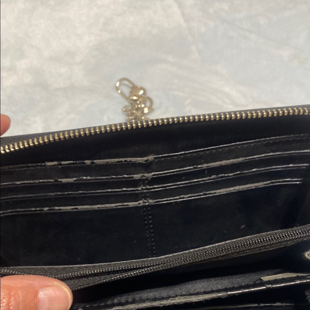 Coach Black Wallet with Distinctive Pattern and converter chain - Picture 7 of 13